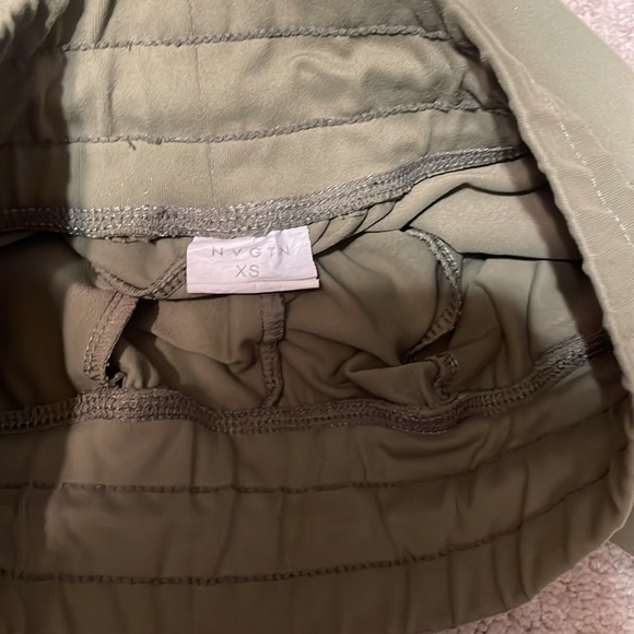 Nvgtn Joggers Size XS - Picture 6 of 6